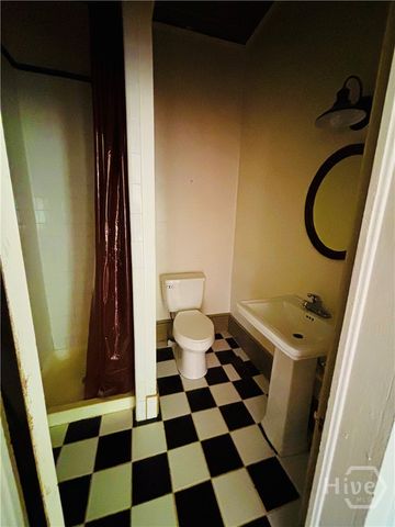 75 Arch Street, Athens, GA 30606