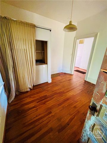75 Arch Street, Athens, GA 30606