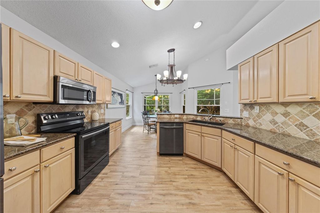 Image 29 of property listing at 968 PADDINGTON TERRACE, Lake Mary, FL 32746