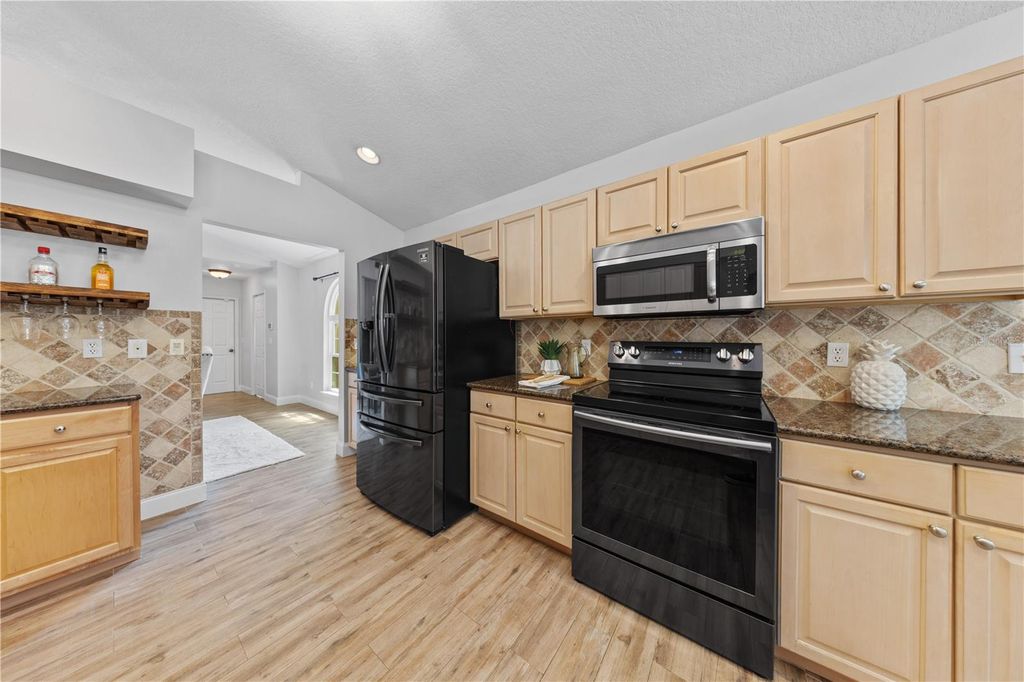 Image 32 of property listing at 968 PADDINGTON TERRACE, Lake Mary, FL 32746