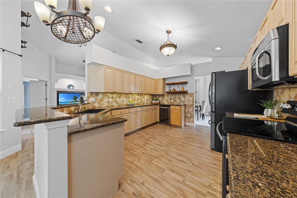 Image 33 of property listing at 968 PADDINGTON TERRACE, Lake Mary, FL 32746