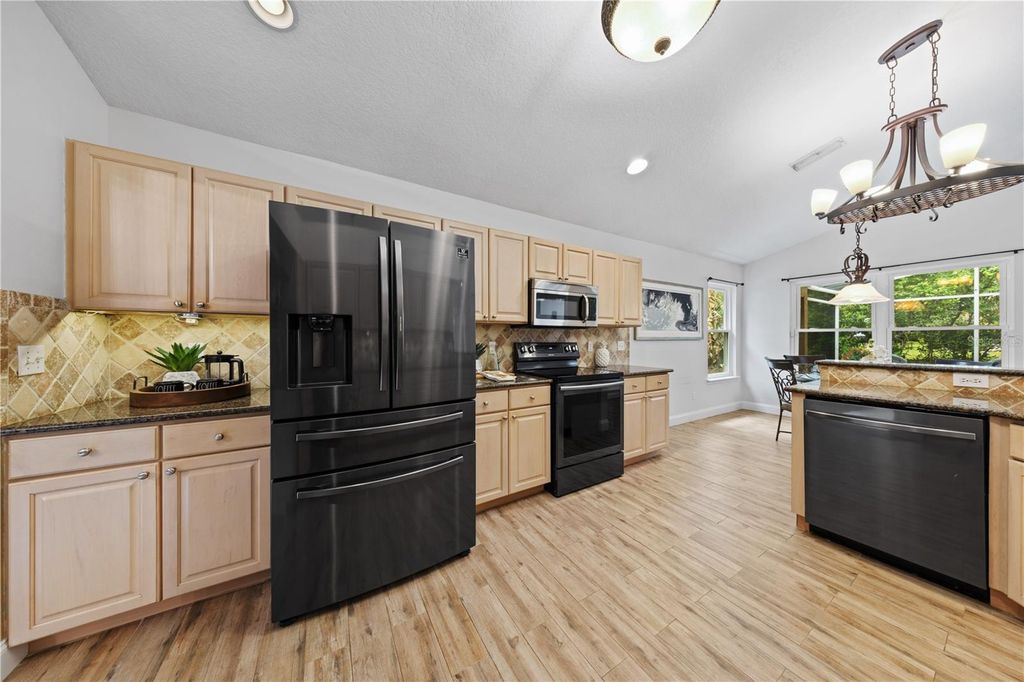 Image 34 of property listing at 968 PADDINGTON TERRACE, Lake Mary, FL 32746