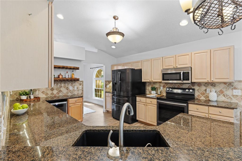 Image 39 of property listing at 968 PADDINGTON TERRACE, Lake Mary, FL 32746