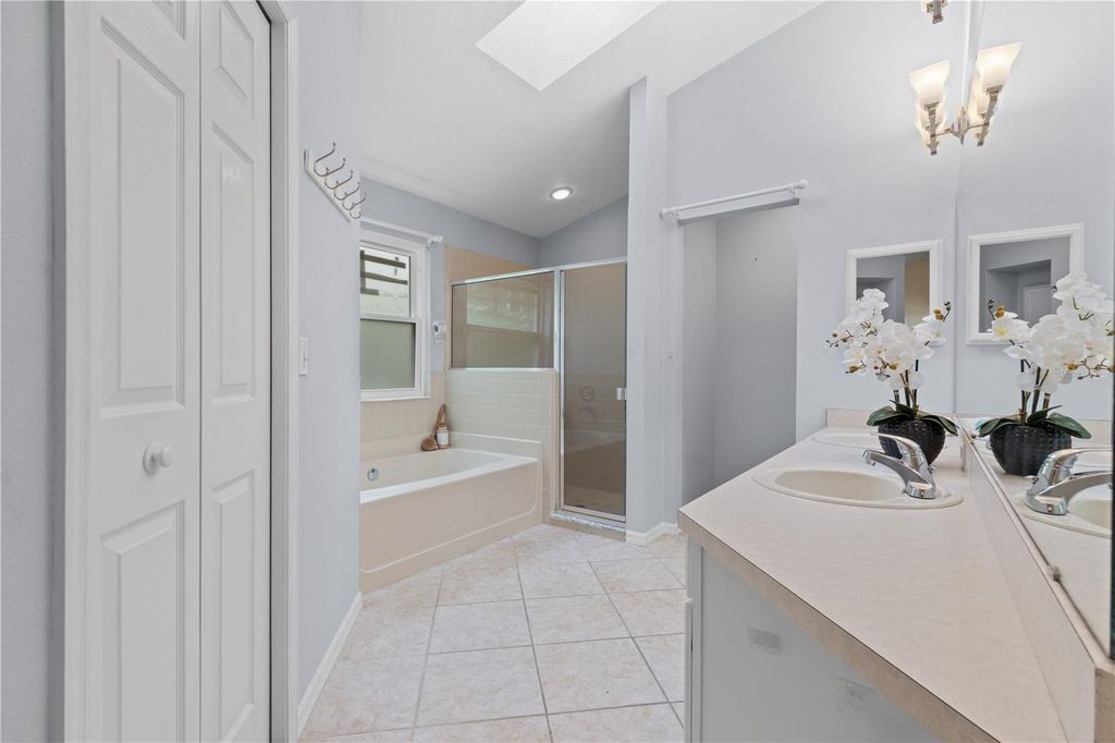 Image 46 of property listing at 968 PADDINGTON TERRACE, Lake Mary, FL 32746