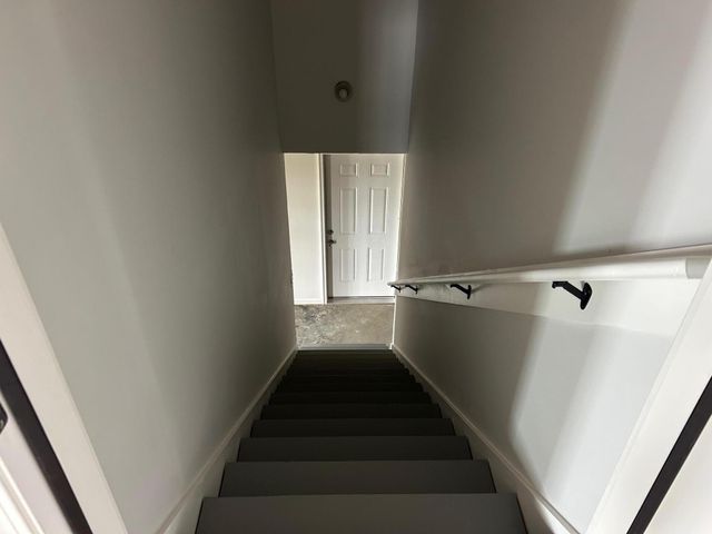 205 Max Cavnes Road, Danville, KY 40422