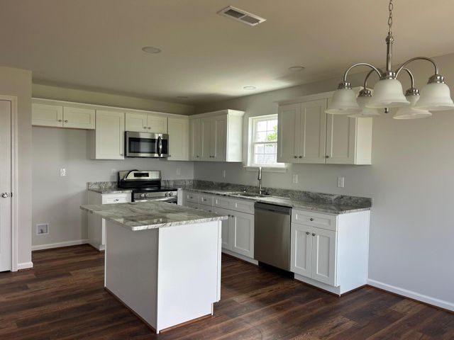 205 Max Cavnes Road, Danville, KY 40422