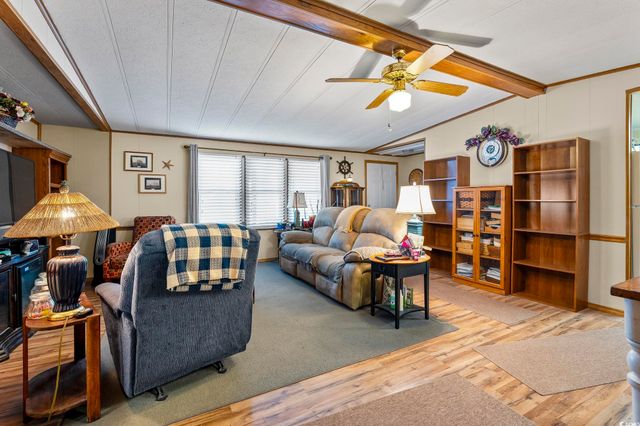 1118 Woodville Circle, North Myrtle Beach, SC 29582