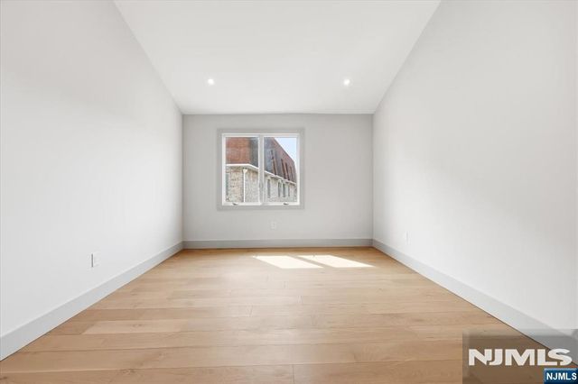 119 Cedar Street, Cliffside Park, NJ 07010