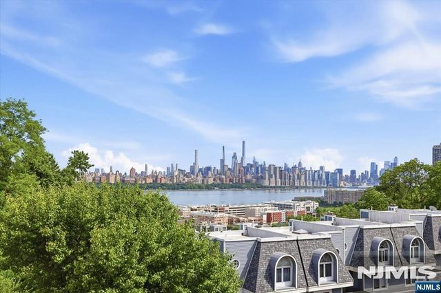 119 Cedar Street, Cliffside Park, NJ 07010