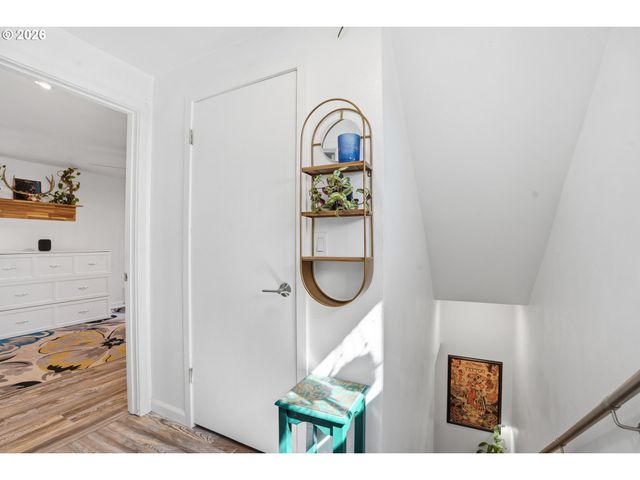 2379 Se 112TH Ave 2, Portland, OR 97216