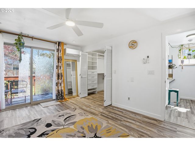 2379 Se 112TH Ave 2, Portland, OR 97216