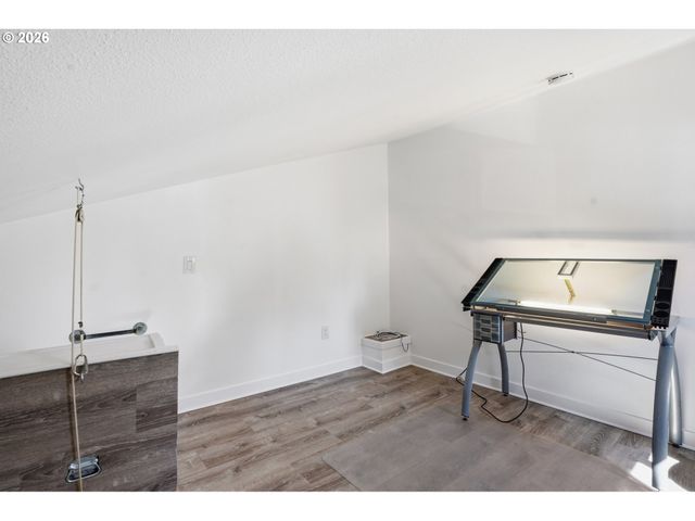 2379 Se 112TH Ave 2, Portland, OR 97216