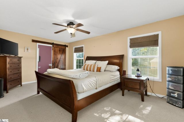 214 Cooleys Crest Lane, Inman, SC 29349