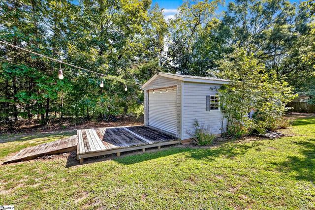 214 Cooleys Crest Lane, Inman, SC 29349