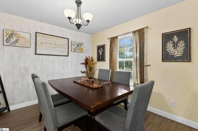 214 Cooleys Crest Lane, Inman, SC 29349