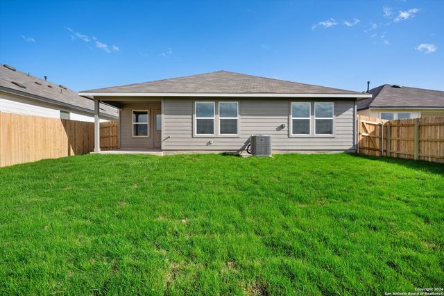 1641 Lilyturf, New Braunfels, TX 78130