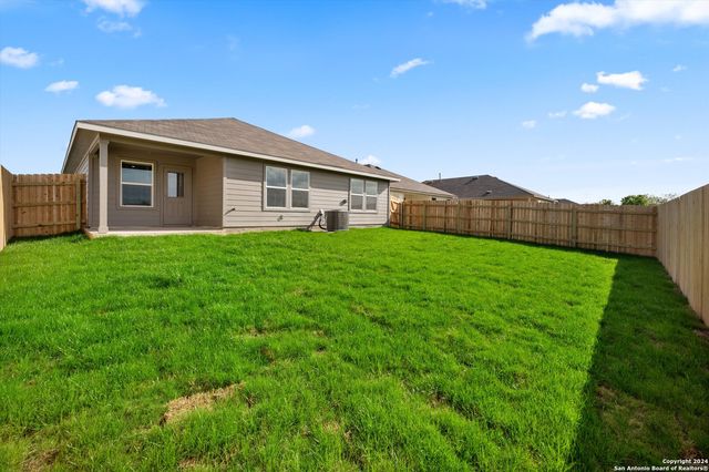 1641 Lilyturf, New Braunfels, TX 78130