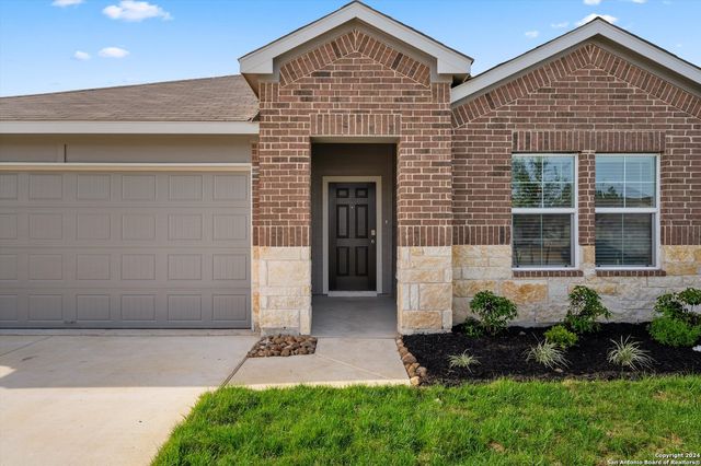 1641 Lilyturf, New Braunfels, TX 78130