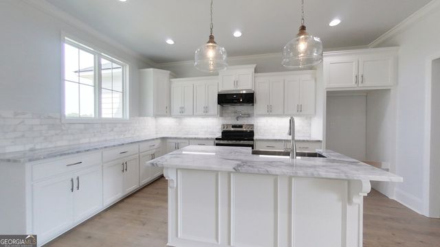 201 Bailey Circle, Thomasville, GA 31757