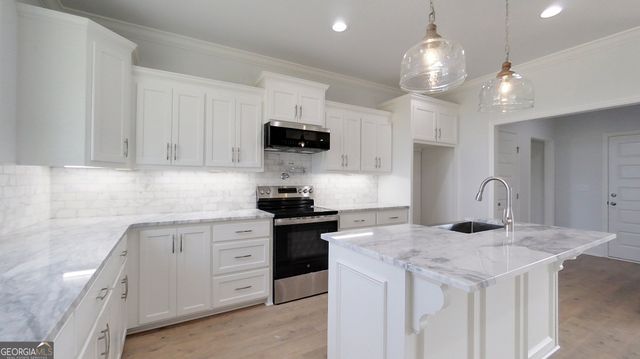 201 Bailey Circle, Thomasville, GA 31757