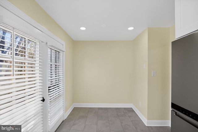 5866 BRIDGETOWN CT, Burke, VA 22015