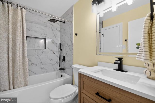 5866 BRIDGETOWN CT, Burke, VA 22015