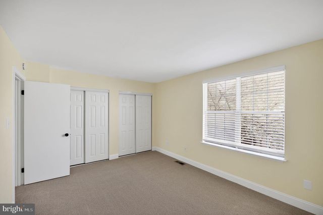 5866 BRIDGETOWN CT, Burke, VA 22015