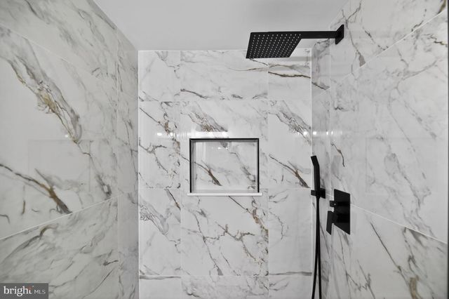 5866 BRIDGETOWN CT, Burke, VA 22015