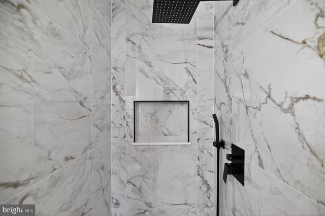 5866 BRIDGETOWN CT, Burke, VA 22015