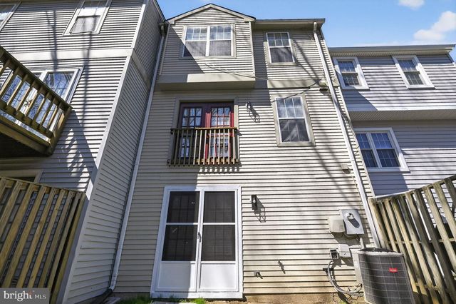 5866 BRIDGETOWN CT, Burke, VA 22015