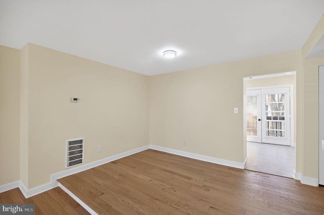 5866 BRIDGETOWN CT, Burke, VA 22015