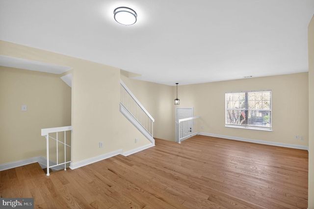 5866 BRIDGETOWN CT, Burke, VA 22015