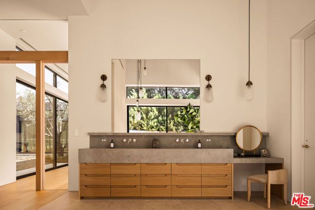 1225 Shippee Lane, Ojai, CA 93023