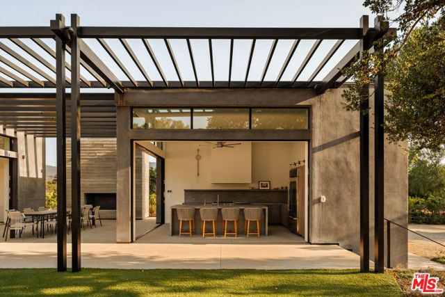 1225 Shippee Lane, Ojai, CA 93023