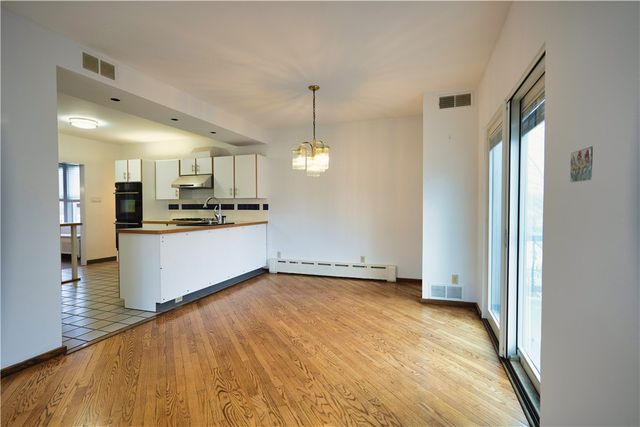 6436 Nicholson St, Squirrel Hill, PA 15217