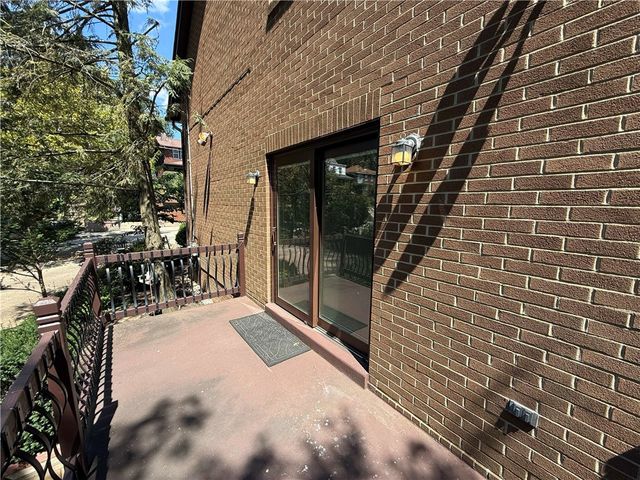 6436 Nicholson St, Squirrel Hill, PA 15217