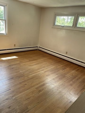 36 EDMOND Drive, Warwick, RI 02886