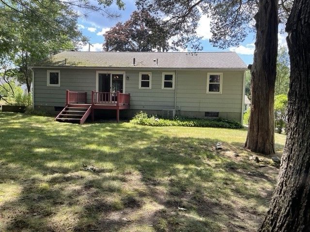 36 EDMOND Drive, Warwick, RI 02886