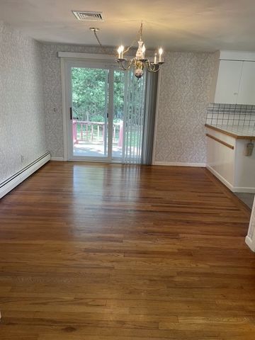 36 EDMOND Drive, Warwick, RI 02886