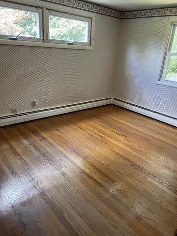 36 EDMOND Drive, Warwick, RI 02886