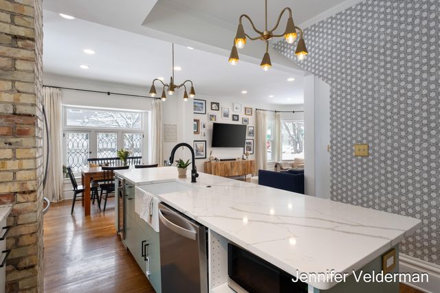 1256 Hope Street SE, Grand Rapids, MI 49506