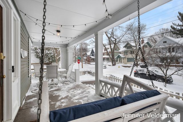 1256 Hope Street SE, Grand Rapids, MI 49506