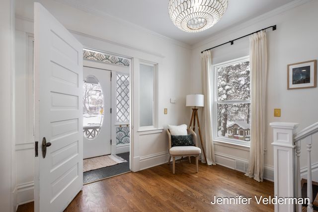 1256 Hope Street SE, Grand Rapids, MI 49506