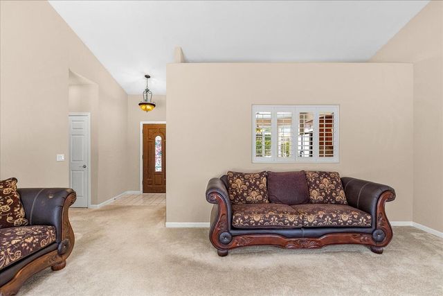 2616 Blossom Cir, Stockton, CA 95212