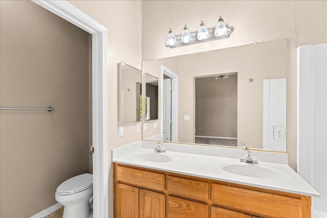 2616 Blossom Cir, Stockton, CA 95212