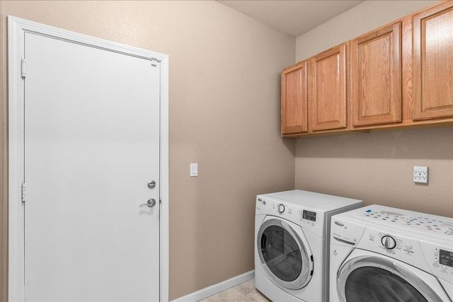 2616 Blossom Cir, Stockton, CA 95212