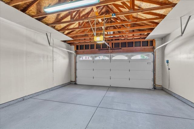 2616 Blossom Cir, Stockton, CA 95212