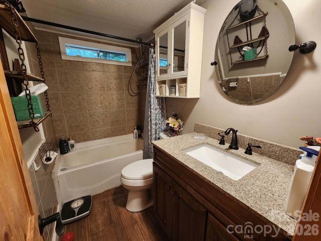 345 Hyatt Street, Waynesville, NC 28786