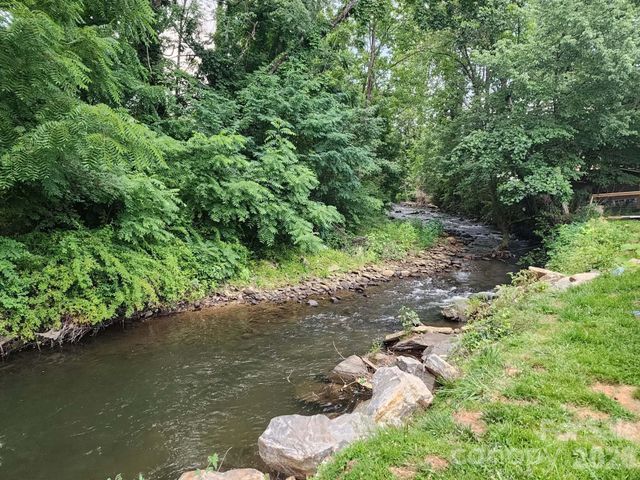 345 Hyatt Street, Waynesville, NC 28786