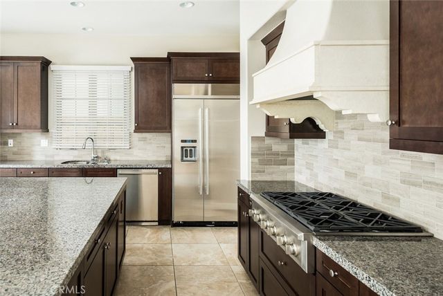 136 Long Fence, Irvine, CA 92602